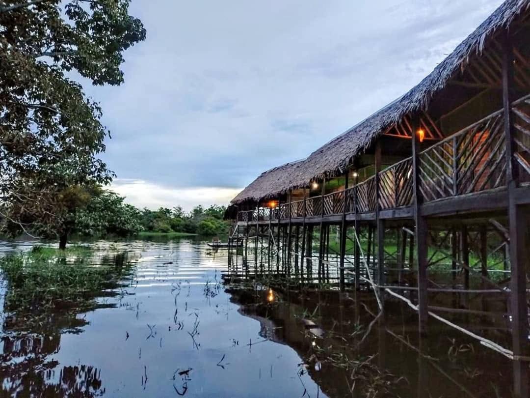 Casa Kukama Lodge Икитос Экстерьер фото